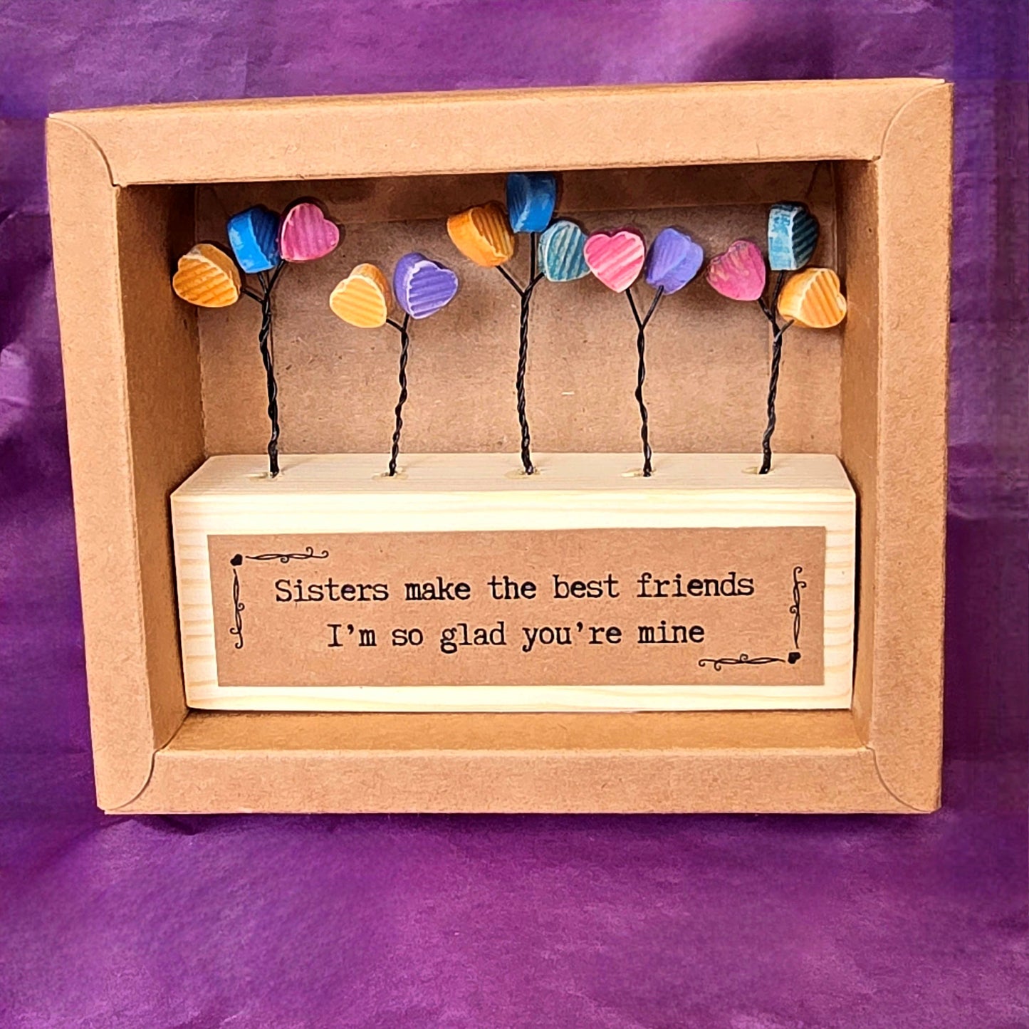 Hearts Mini Sculpture - Sisters make the best friends