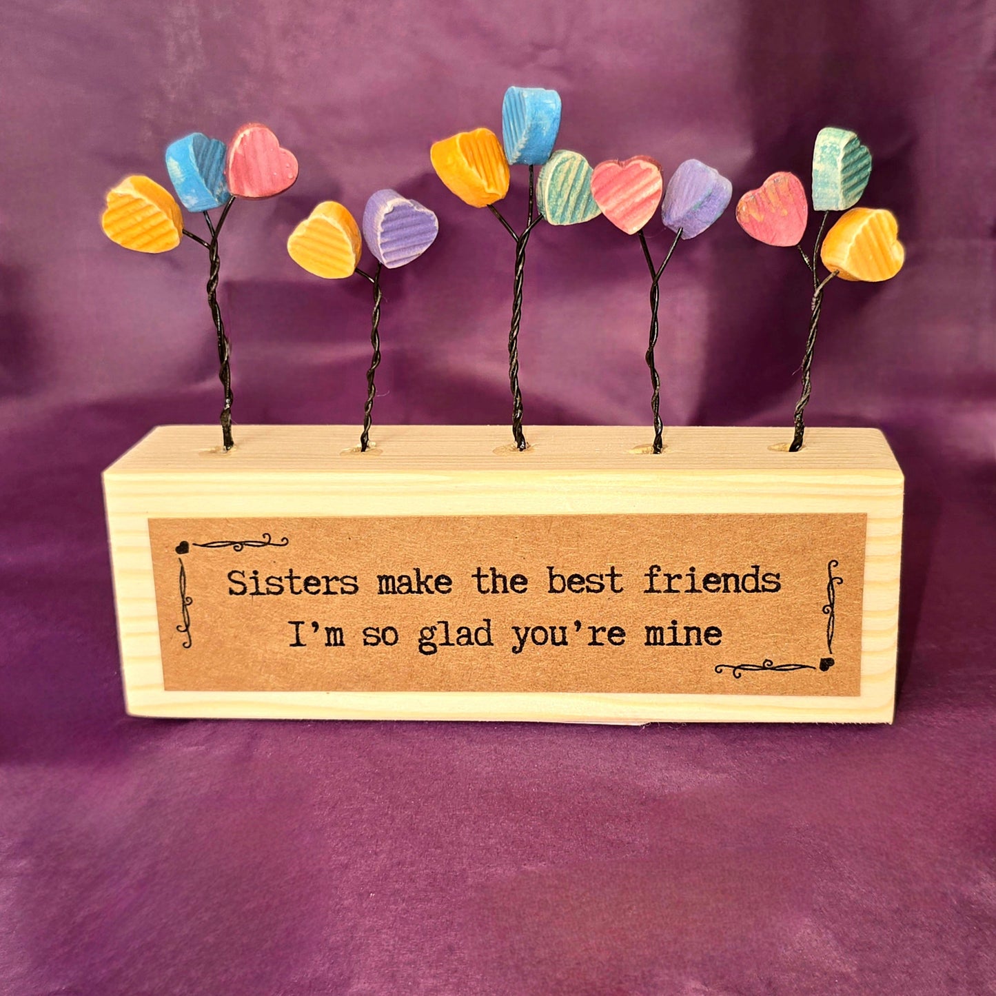Hearts Mini Sculpture - Sisters make the best friends